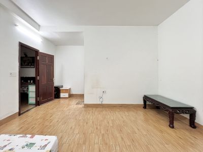 Phòng trọ 32 m² · Đường số 6