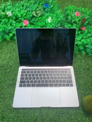 macbook pro 2019 mạnh mẽ sang trọng máy đẹp. Mua bán Laptop tại Huyện Quế Võ Bắc Ninh được đăng bởi Luân