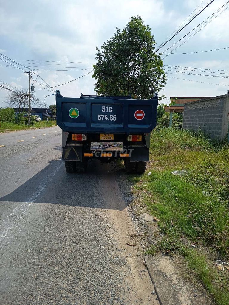 Ít hàng chạy nên bán. Mua bán Xe tải, xe ben tại Huyện Cần Đước Long An được đăng bởi Nguyễn văn phương hình 5