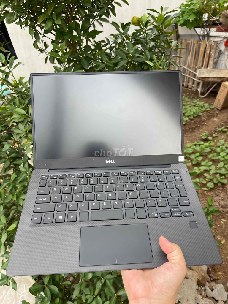 Dell XPS 13 9360 i7 13.3 inch 8GB/256GB. Mua bán Laptop tại Thành phố Bắc Ninh Bắc Ninh được đăng bởi Lương Bích Luyên  hình 1