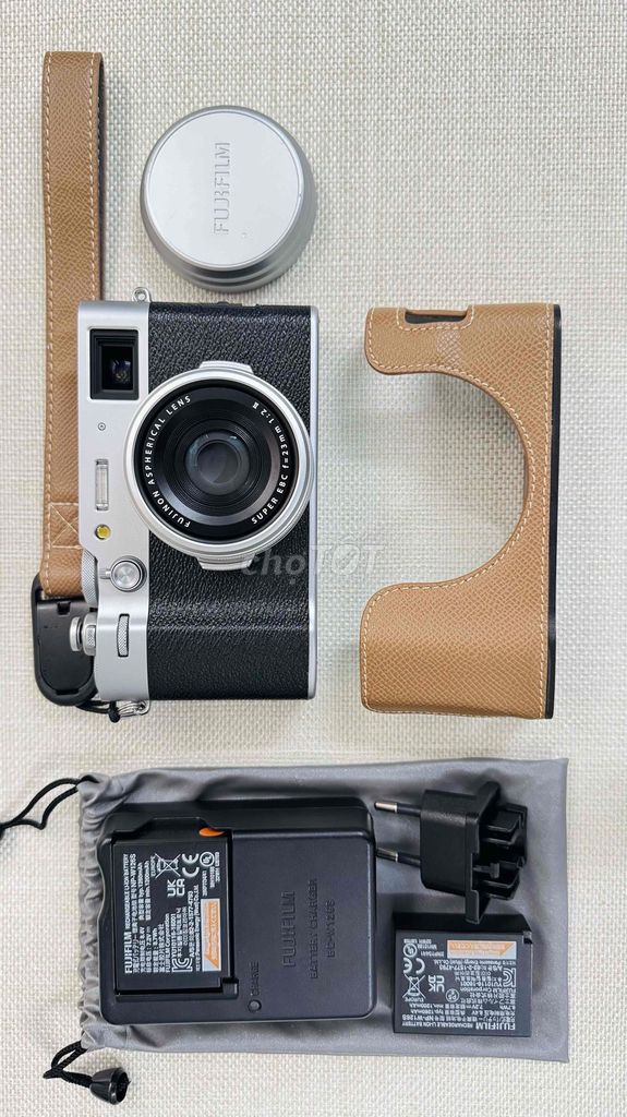 Máy ảnh Fujifilm X100VI Bạc + 2pin. Mua bán Máy ảnh, Máy quay tại Quận Tân Phú Tp Hồ Chí Minh được đăng bởi Pi hình 1