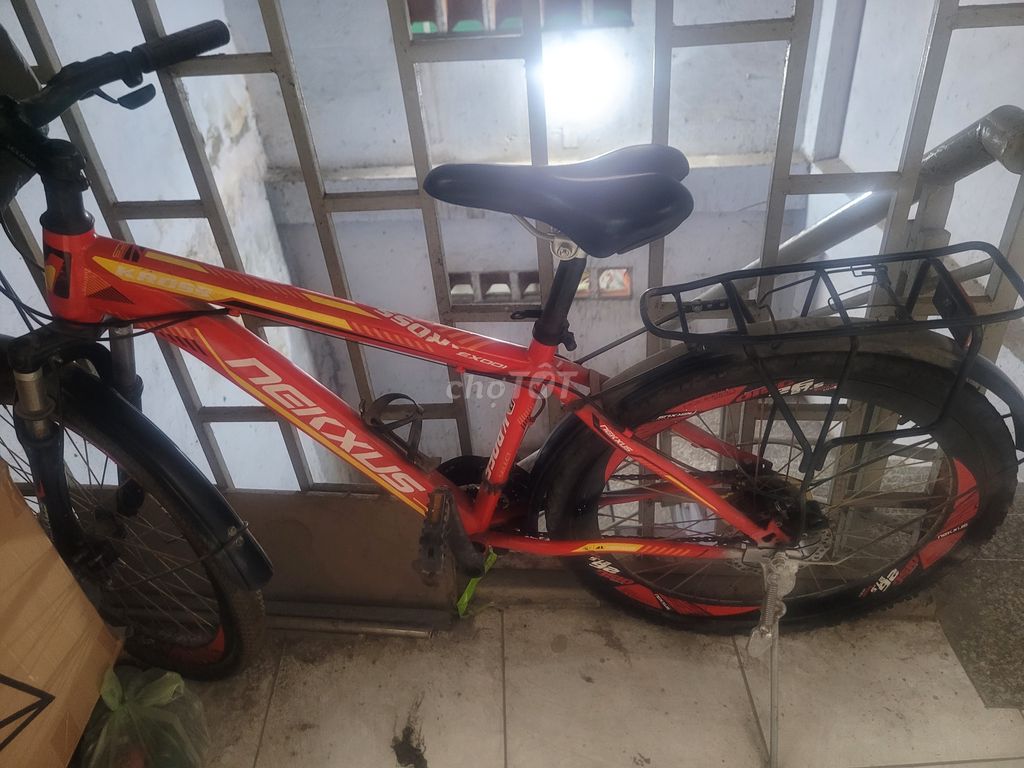 Cần bán xe đạp thể thao