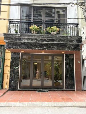 Cơ Hội Hiếm! Cho Thuê MBKD Cầu Giấy 60m², Nhà Đẹp, Ô Tô Tránh,13 Triệu