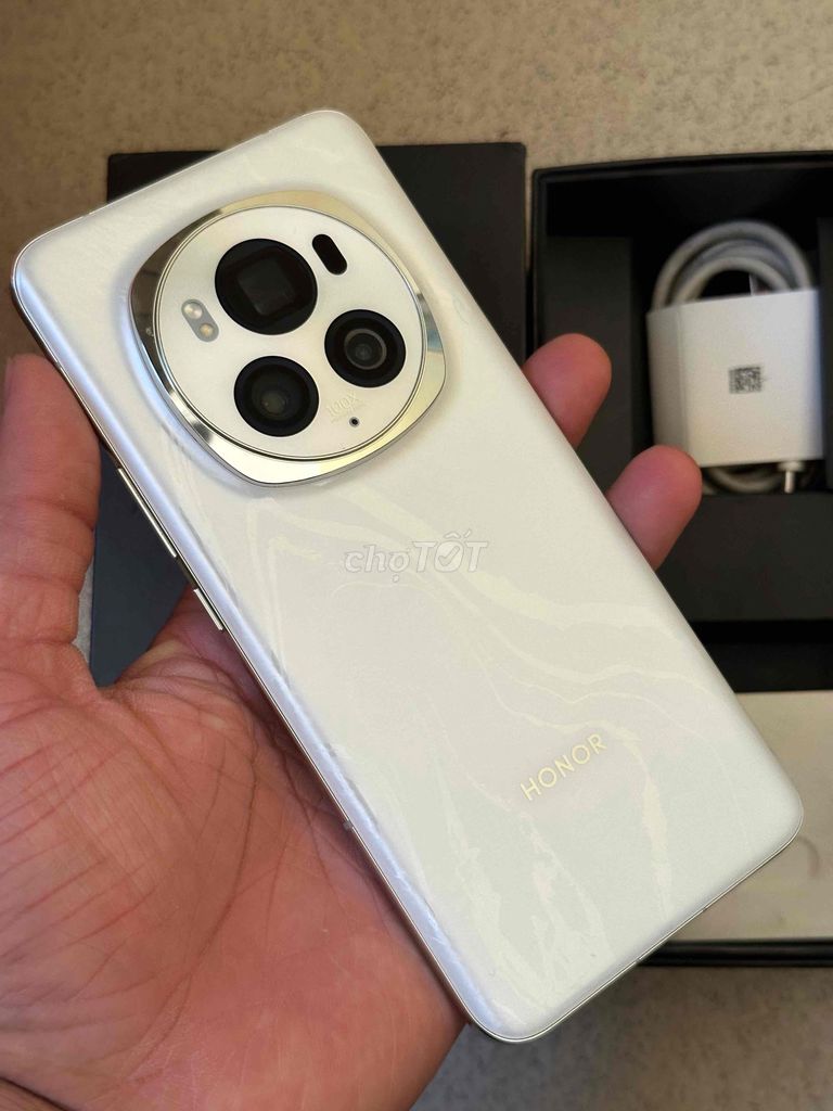 Honor Magic 6 Pro 256GB Trắng fullbox đẹp 99 bán. Mua bán Điện thoại tại Thành phố Thủ Dầu Một Bình Dương được đăng bởi Hoàng hải hình 1