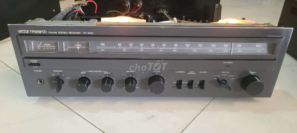 ÂMLI VICTOR JA 2500. Mua bán Tivi, Âm thanh tại Thành phố Sóc Trăng Sóc Trăng được đăng bởi trần châu hình 1
