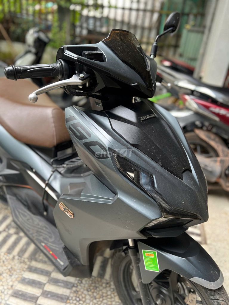 Honda Air Blade 150 ABS 2020 Xám Zin. Mua bán Xe máy tại Huyện Trảng Bom Đồng Nai được đăng bởi cửa hàng xe máy u kiệt hình 4