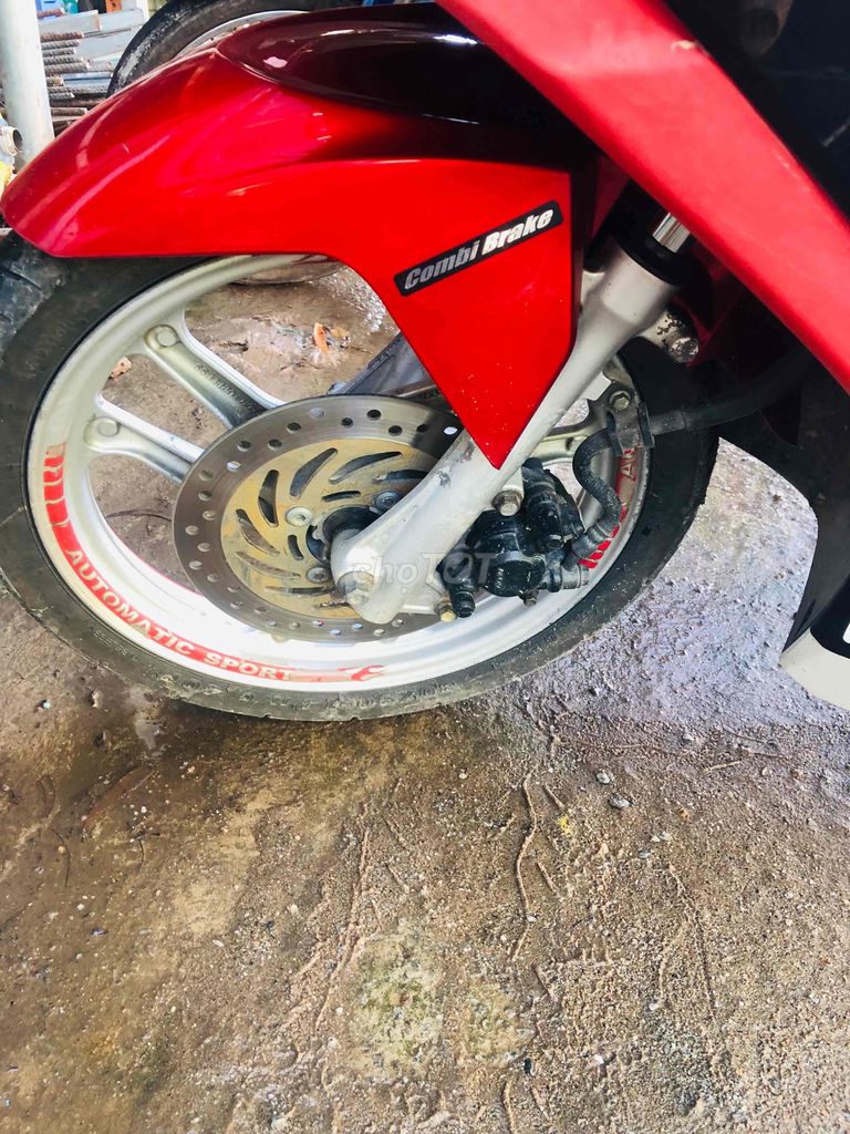 cần bán lại. Mua bán Xe máy tại Huyện Giồng Riềng Kiên Giang được đăng bởi Nhìn hình 1