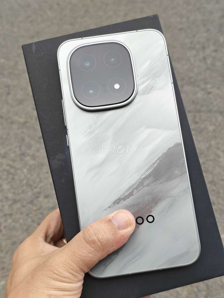 iQOO 15 5G fullbox snap 8 elite gen 5. Mua bán Điện thoại tại Quận Bình Tân Tp Hồ Chí Minh được đăng bởi Phạm Vôn hình 1