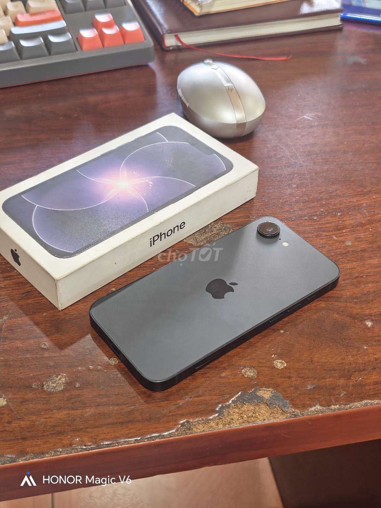 Apple iPhone 17e 256GB lock mỹ fullbox. Mua bán Điện thoại tại Thành phố Thủ Dầu Một Bình Dương được đăng bởi LakMobile  hình 1