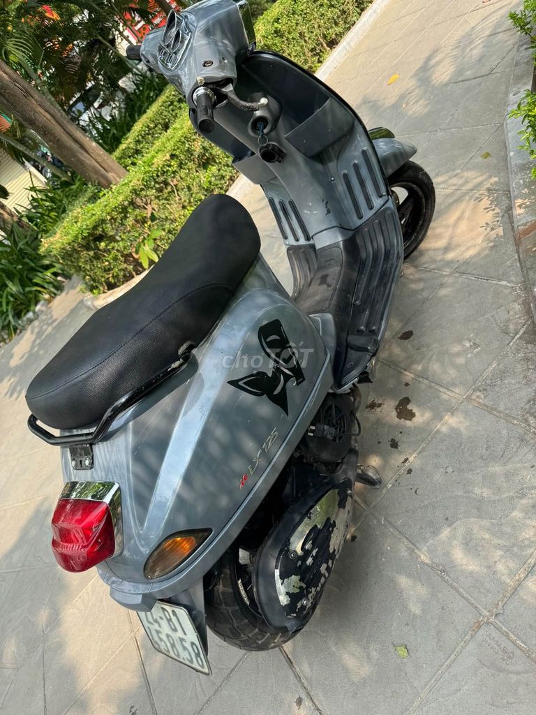 Vespa LX 3V i.e.