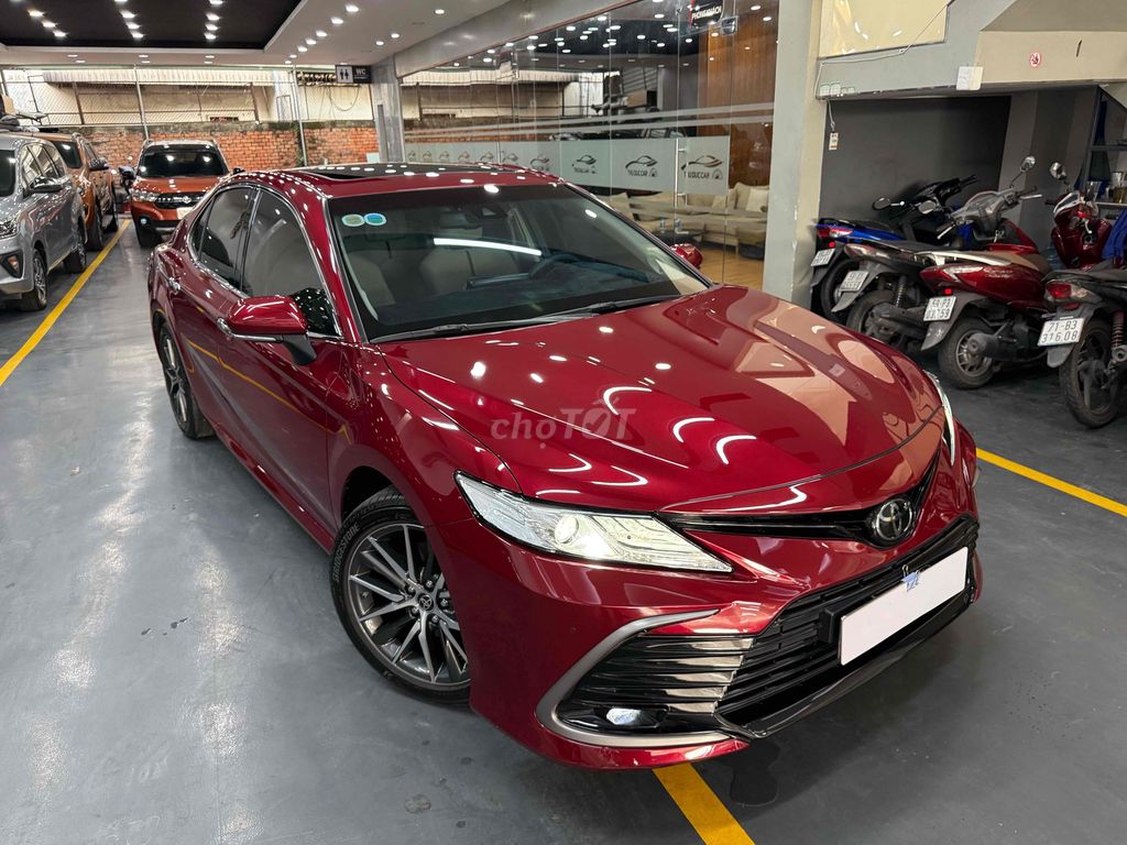 Toyota Camry 2.0Q 2022 lướt giá tốt ạ. Mua bán Ô tô tại Thành phố Thủ Đức Tp Hồ Chí Minh được đăng bởi Bá Lộc hình 2
