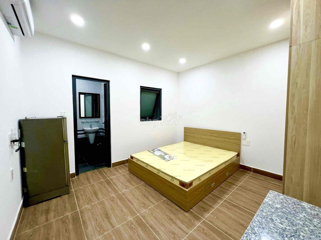 Căn Hộ Studio - 28m2 - Full Nội thất - Cừa sổ thoáng - Hoàng Hoa Thám