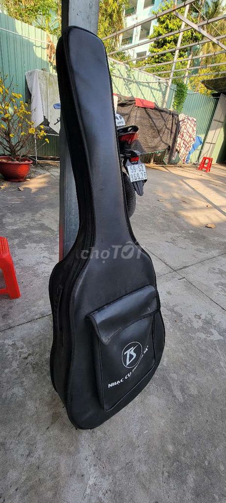 Guitar cho ai về tập chơi