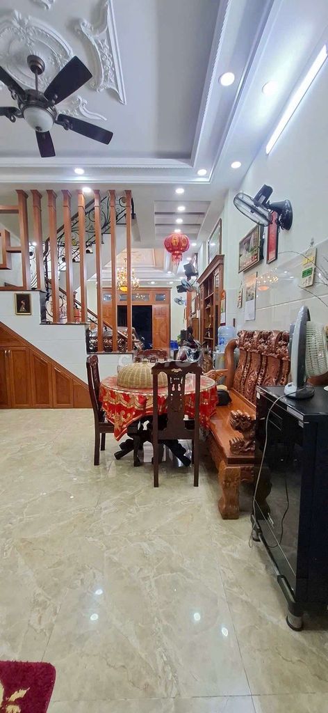 Siêu phẩm xây ở 5x16m đường 8m Trần Thị Năm gần trường Trần Quang Khải