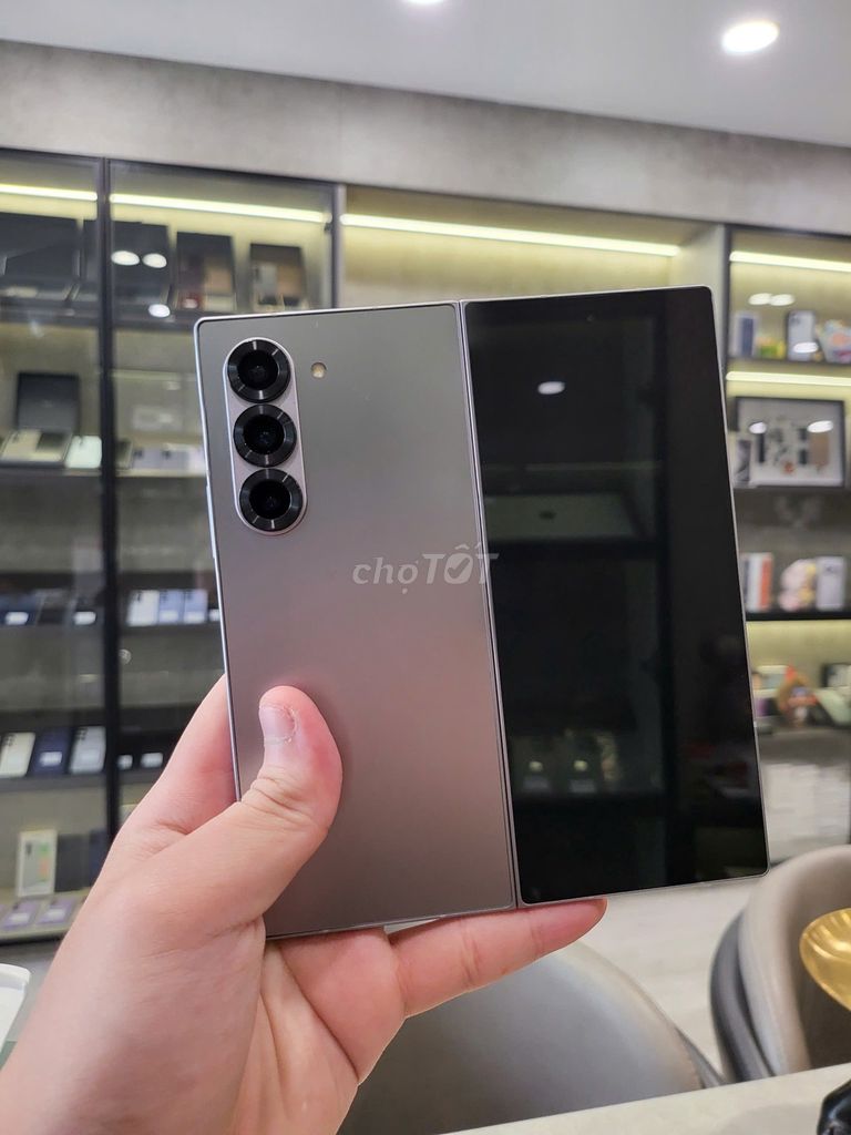 Samsung Galaxy Z Fold6 99% Vn 12/256GB. Mua bán Điện thoại tại Quận 3 Tp Hồ Chí Minh được đăng bởi TP Store hình 1