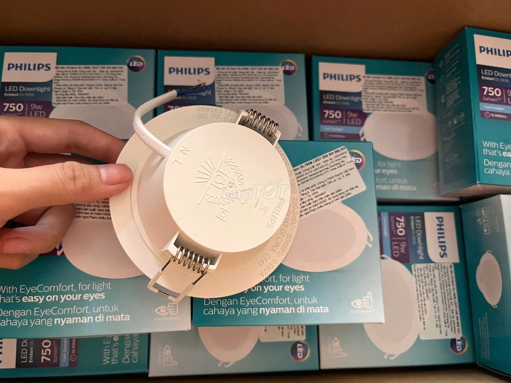 Đèn âm trần siêu sáng 9W phi 90 chính hãng Philips