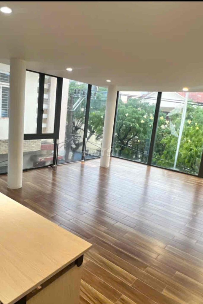 Văn Phòng Cho Thuê 90m2 Đường Thái Phiên, Đà Nẵng Trung Tâm Thành Phố.