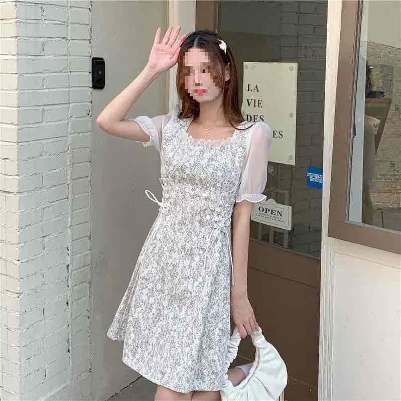 Váy ren hoa cổ vuông kiểu Pháp. Mua bán Quần áo tại Huyện Định Hóa Thái Nguyên được đăng bởi Thích váy xinh hình 1