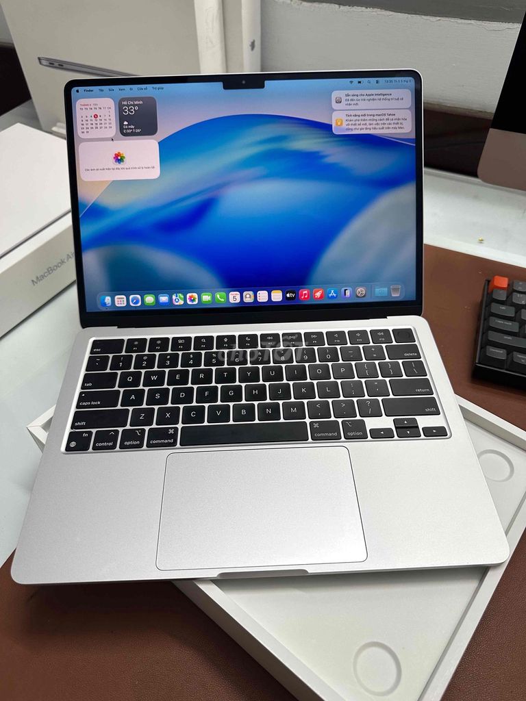 Apple Macbook Air M2 16GB/256GB Bạc. Mua bán Laptop tại Quận Tân Phú Tp Hồ Chí Minh được đăng bởi Thien An hình 1