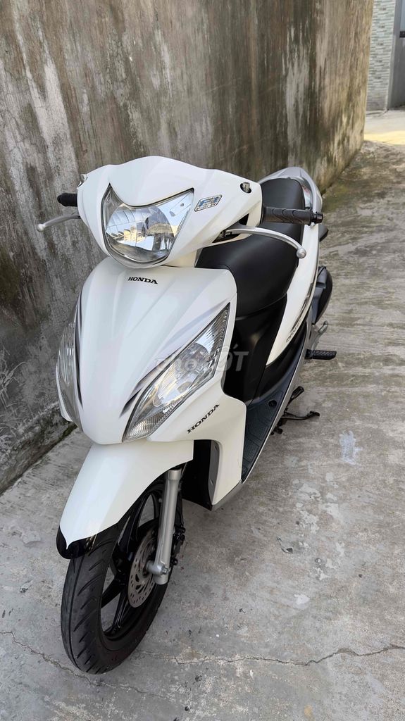 bán xe vison Fi. Mua bán Xe máy tại Thành phố Vinh Nghệ An được đăng bởi cửa hàng xe máy hồng sáng hình 1