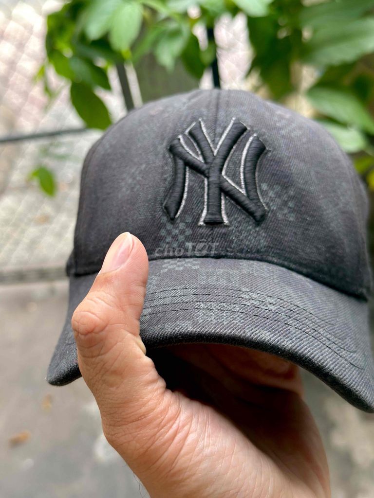 Nón lưỡi trai MLB Unisex Đen S-M. Mua bán Phụ kiện thời trang khác tại Thành phố Mỹ Tho Tiền Giang được đăng bởi Mr Pi hình 1