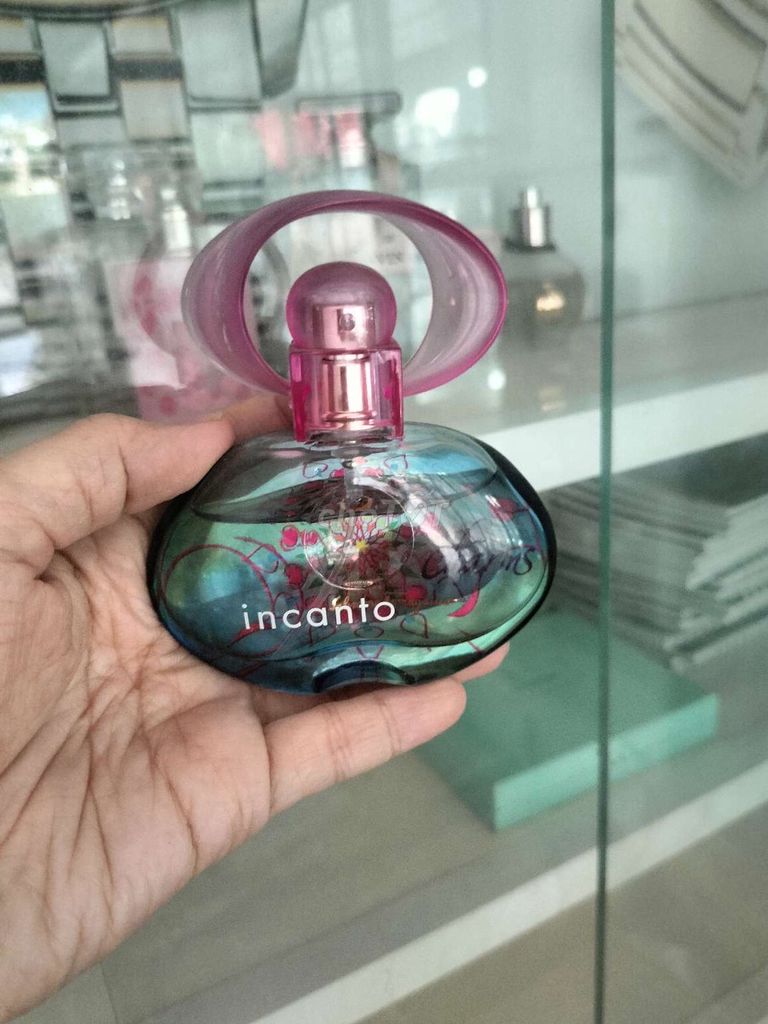 Nước hoa Salvatore Ferragamo Incanto Nữ. Mua bán Nước hoa tại Quận Bình Thạnh Tp Hồ Chí Minh được đăng bởi Nguyen thi diem hình 1
