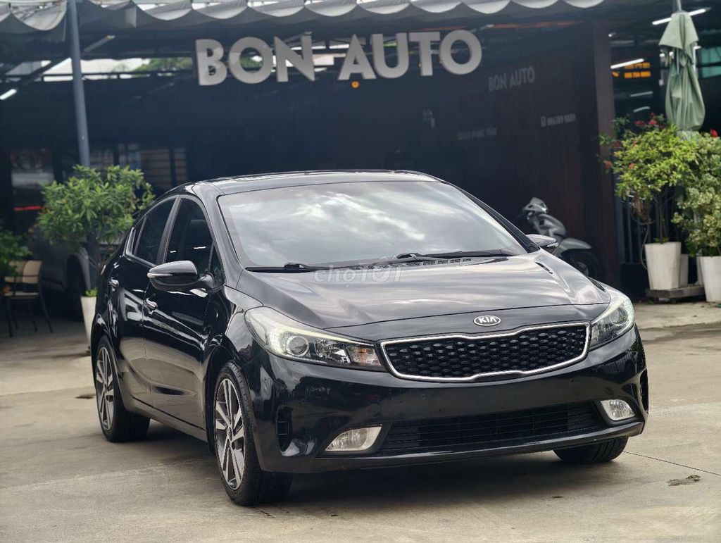 KIA CERATO 2018 1.6 Черный