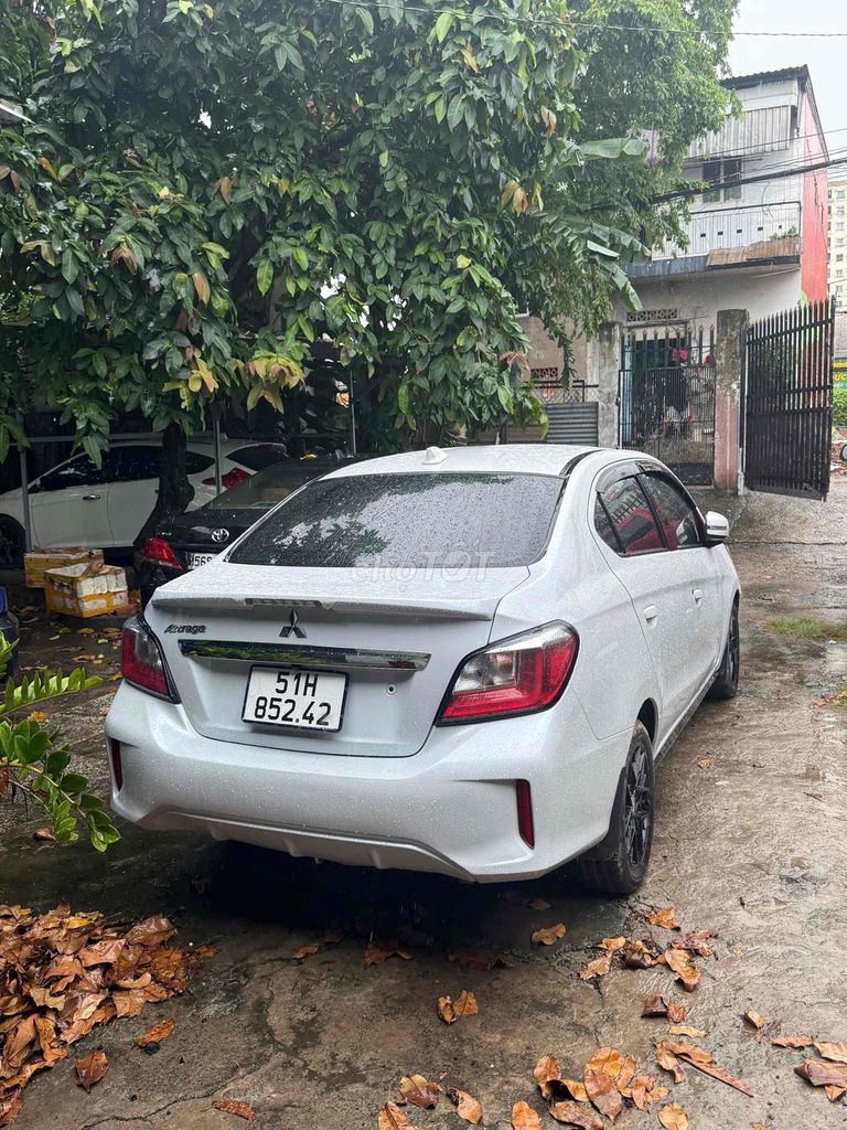 Mitsubishi Attrage Premium автомат от собственника свежая