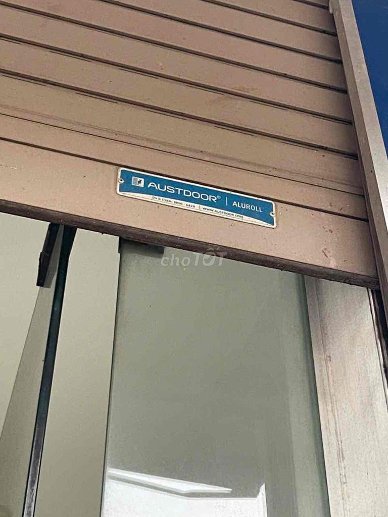 Cửa cuốn Austdoor Nhôm Be sữa 2800x2600mm Rất mới. Mua bán Nội thất, đồ gia dụng khác tại Quận Thanh Xuân Hà Nội được đăng bởi Thư Thư hình 1