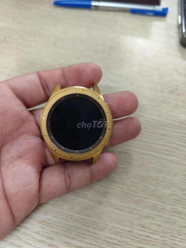 Samsung Watch 42mm Vàng. Mua bán Thiết bị đeo thông minh tại Quận Nam Từ Liêm Hà Nội được đăng bởi nguyễn văn an hình 1