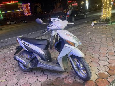 Bán xe Click chính chủ không qua trung gian. Mua bán Xe máy tại Thành phố Tam Điệp Ninh Bình được đăng bởi Bùi Hải Linh