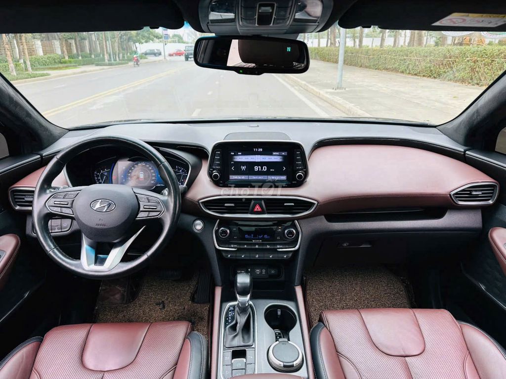 Hyundai Santa Fe Premium 2.2D Htrac 4x4 2019. Mua bán Ô tô tại Quận Cầu Giấy Hà Nội được đăng bởi Hùng Eco Auto hình 8