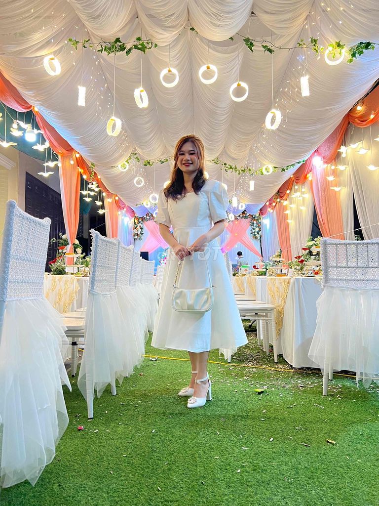 Váy nữ Tarta trắng dự tiệc. Mua bán Quần áo tại Thành phố Nam Định Nam Định được đăng bởi phạm thu thủy hình 1