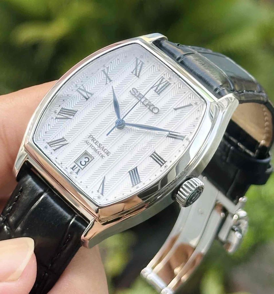 Seiko SARY111 thiết kế kiểu dáng Tonneau ( thùng r