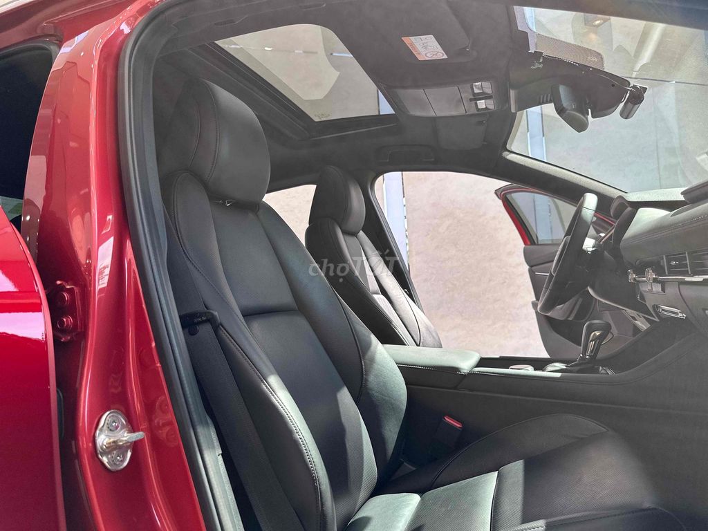 Mazda 3 1.5L Sport Premium 2022 - 28.000km. Mua bán Ô tô tại Quận Bình Tân Tp Hồ Chí Minh được đăng bởi Hai Tran Auto hình 14