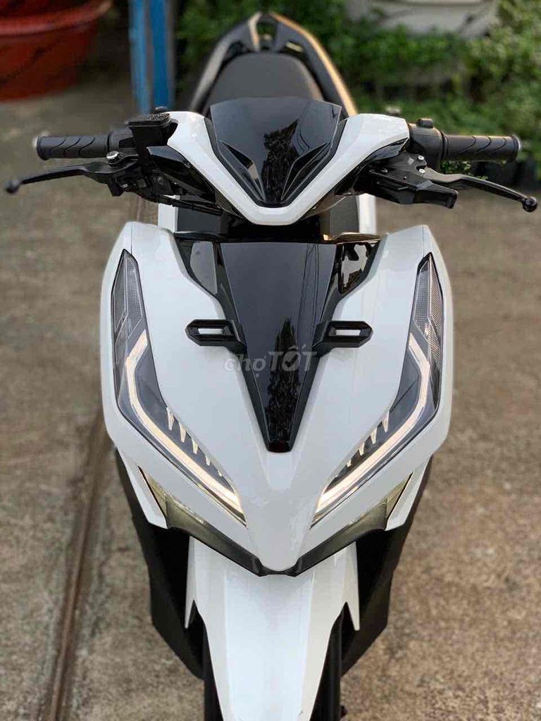 vario smartkey xe đẹp không lỗi, máy zin chất. Mua bán Xe máy tại Thành phố Buôn Ma Thuột Đắk Lắk được đăng bởi Thu Hiền hình 4