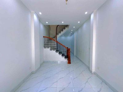 HƠN 6TỶ CÓ NHÀ MỚI 6 NGỦ PT Tuệ. T/TRÌ-4 CHỖ ĐỖ CỬA-42M*5 T; MT4M. Mua bán nhà ở tại Huyện Thanh Trì Hà Nội được đăng bởi Phan Hùng