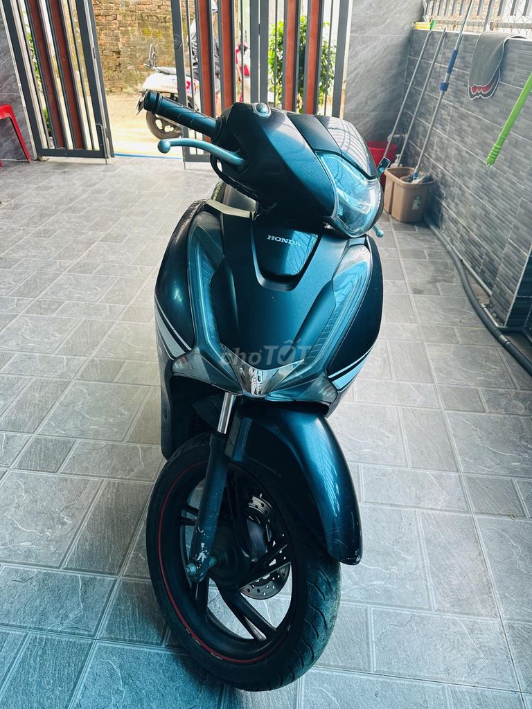 Chính chủ càn bán xe sh cuối năm 2019 ,. Mua bán Xe máy tại Quận Liên Chiểu Đà Nẵng được đăng bởi Ly thị tường vy hình 1