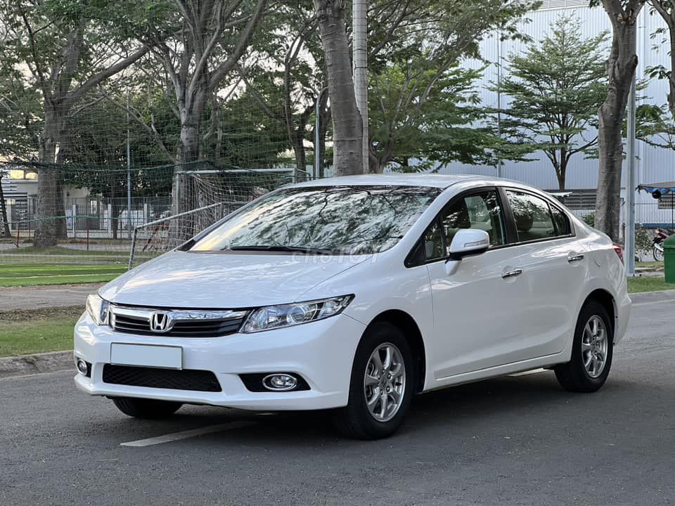 Honda Civic 1.8AT 2014 màu trắng. Mua bán Ô tô tại Quận 12 Tp Hồ Chí Minh được đăng bởi Quang hình 4