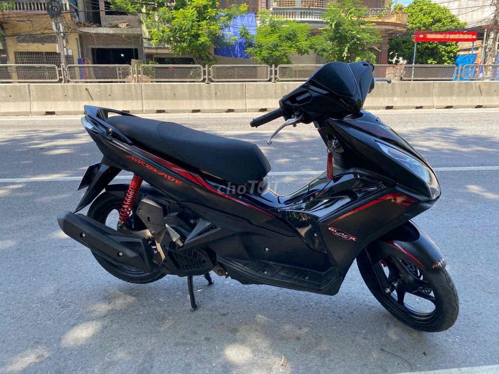 Honda airblade 125 đời cao zin đẹp như hình. Mua bán Xe máy tại Quận Hồng Bàng Hải Phòng được đăng bởi Ly  hình 2
