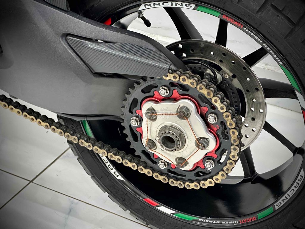 DUCATI HYPER STRADA 939 2018. Mua bán Xe máy tại Quận Gò Vấp Tp Hồ Chí Minh được đăng bởi Trần Trọng Thuận hình 9