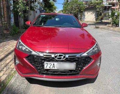 Hyundai Elantra 2019 1.6AT Sport - 100000 km