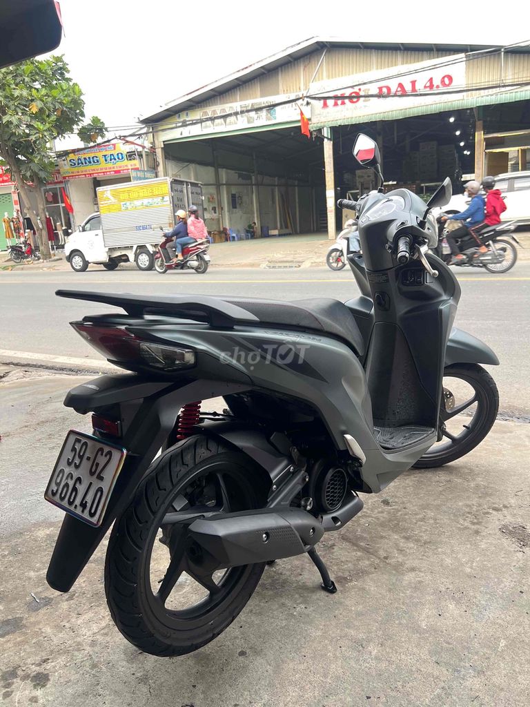 Honda Vision 2022Xám 19200km. Mua bán Xe máy tại Huyện Hóc Môn Tp Hồ Chí Minh được đăng bởi Mạnh Hồng hình 1