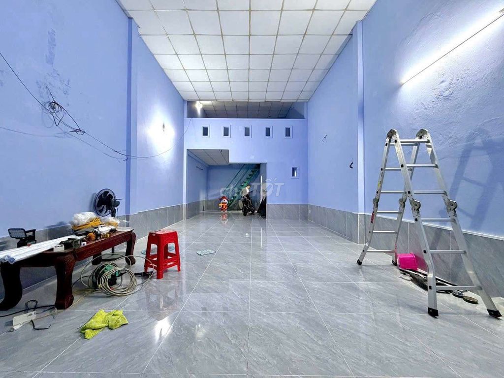 Аренда · 1 комн. · 80 м² · Quận Bình Tân, ул. Đường Bình Thành