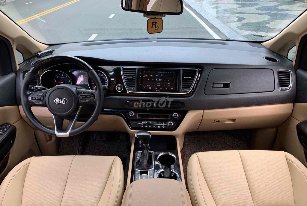 Sedona 2019 Full Dầu - 90000 km - 779tr Còn TL. Mua bán Ô tô tại Quận 7 Tp Hồ Chí Minh được đăng bởi Dương Quốc Việt hình 16