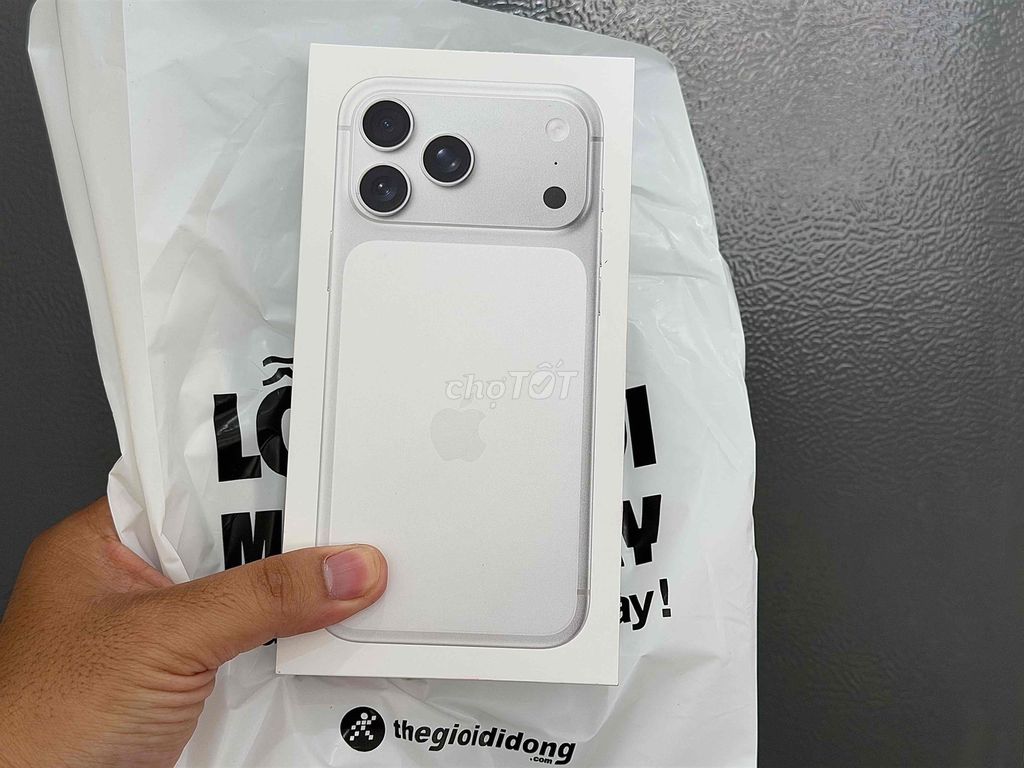 Apple iPhone 17 Pro Max 256GB Mới 100% VN TGDĐ. Mua bán Điện thoại tại Quận Ninh Kiều Cần Thơ được đăng bởi Cầm Đồ Tấn Lợi hình 1