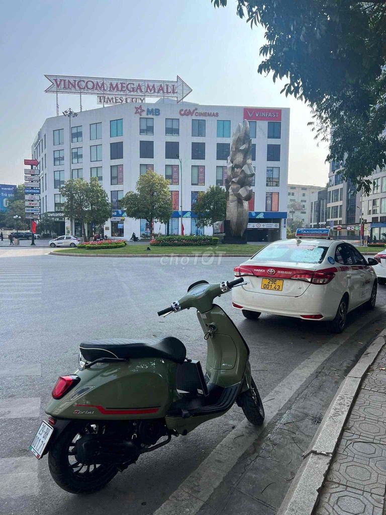 Piaggio Vespa Sprint 125 2023 Xanh 5000 km. Mua bán Xe máy tại Quận Hoàng Mai Hà Nội được đăng bởi Trần Cường hình 1