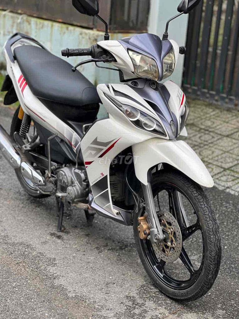 Yamaha Gravita Trắng, máy siêu êm