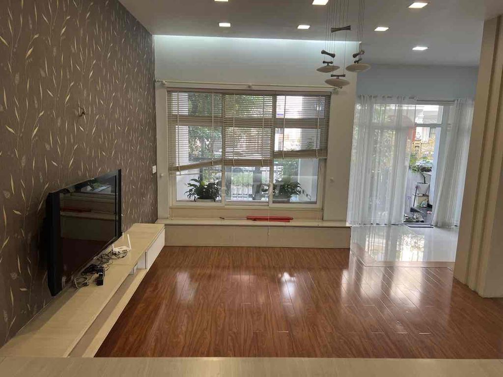 CHO THUÊ NHÀ PHỐ KHU DÂN CƯ HIM LAM – QUẬN 7  💰 Giá thuê: 60 triệu/T