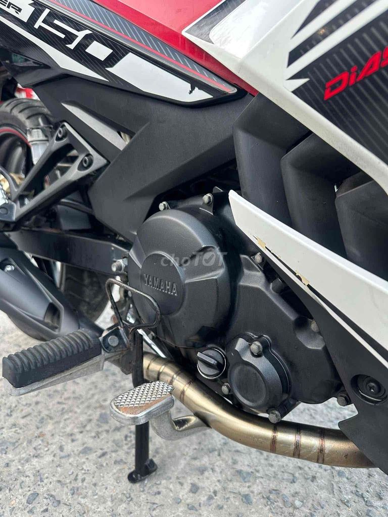 Yamaha Exciter 150 Trắng đỏ đen Zin. Mua bán Xe máy tại Huyện Thạnh Phú Bến Tre được đăng bởi XE MÁY MINH TÂN hình 5
